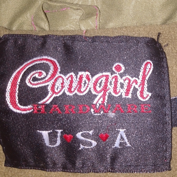 Cowgirl Hardware vest - Picture 2 of 4